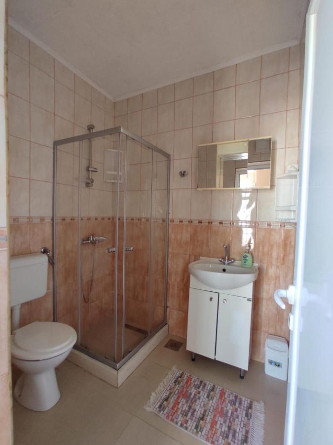 Apartmani Andrijana Ulcinj Esterno foto