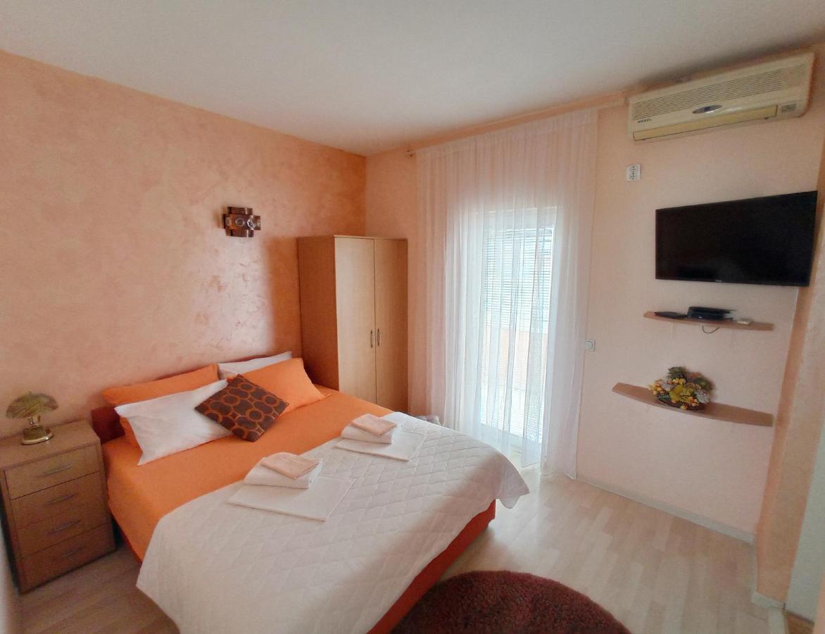 Apartmani Andrijana Ulcinj Esterno foto