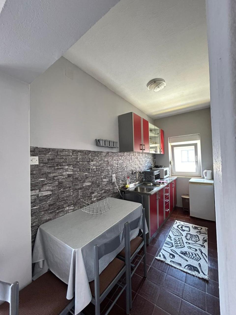 Apartmani Andrijana Ulcinj Esterno foto